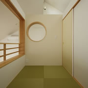 Home_03